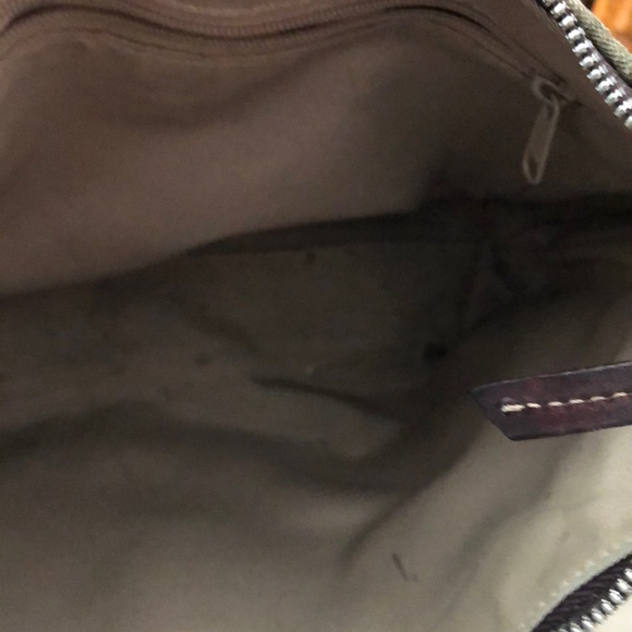 Dooney Bourke - Picture 3 of 5